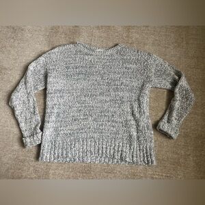 Talula gray and white crew neck sweater